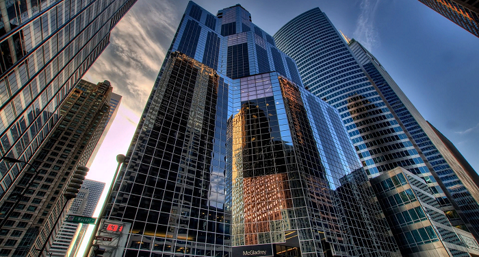 Features of life in the city of Chicago